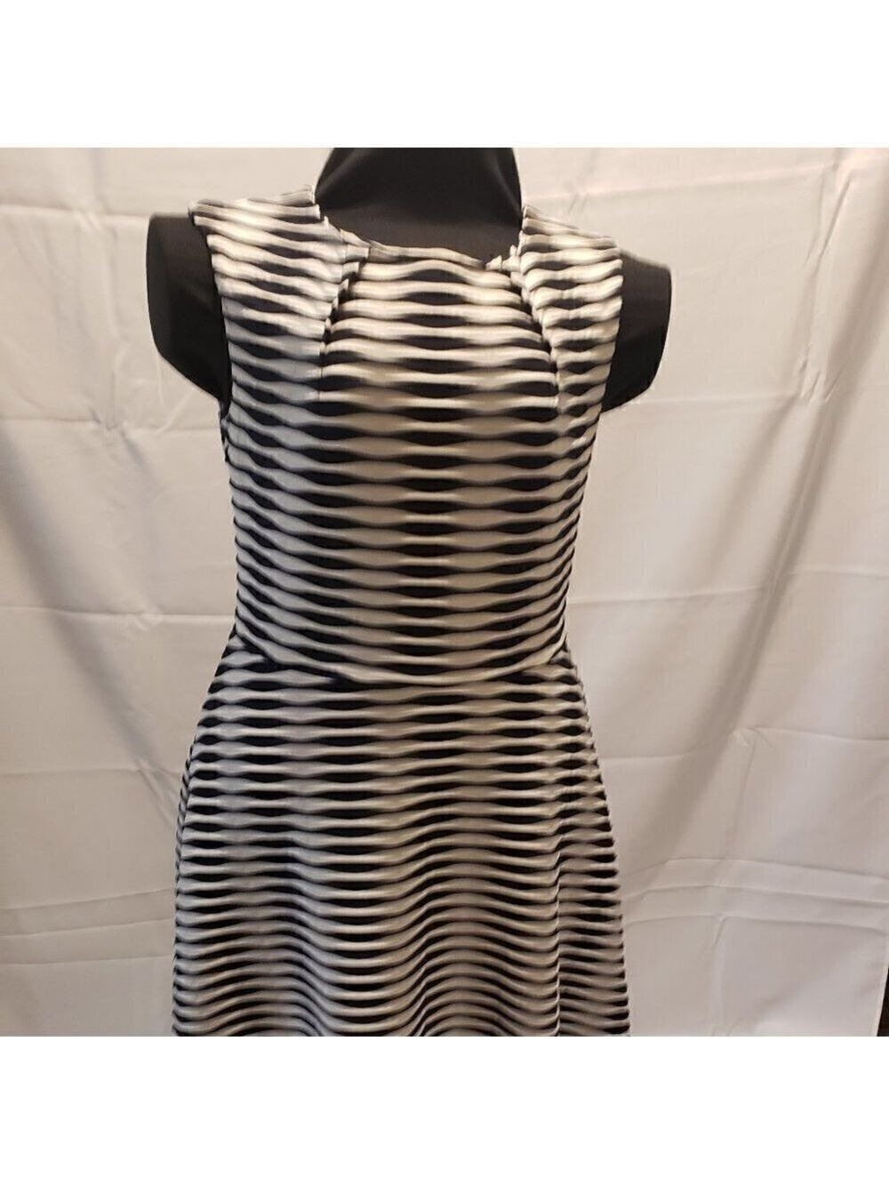 Shelby & Palmer Textured Fit Flair Knit Dress